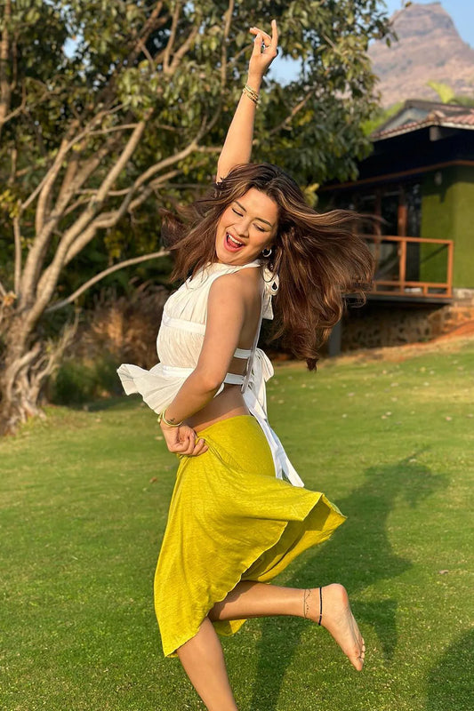 AVNEET KAUR IN OUR KIRYA IVORY BACKLESS TOP